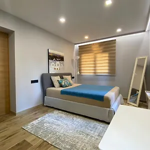 https://tomas-apartamentos-sagaro.topcostabravahotels.com